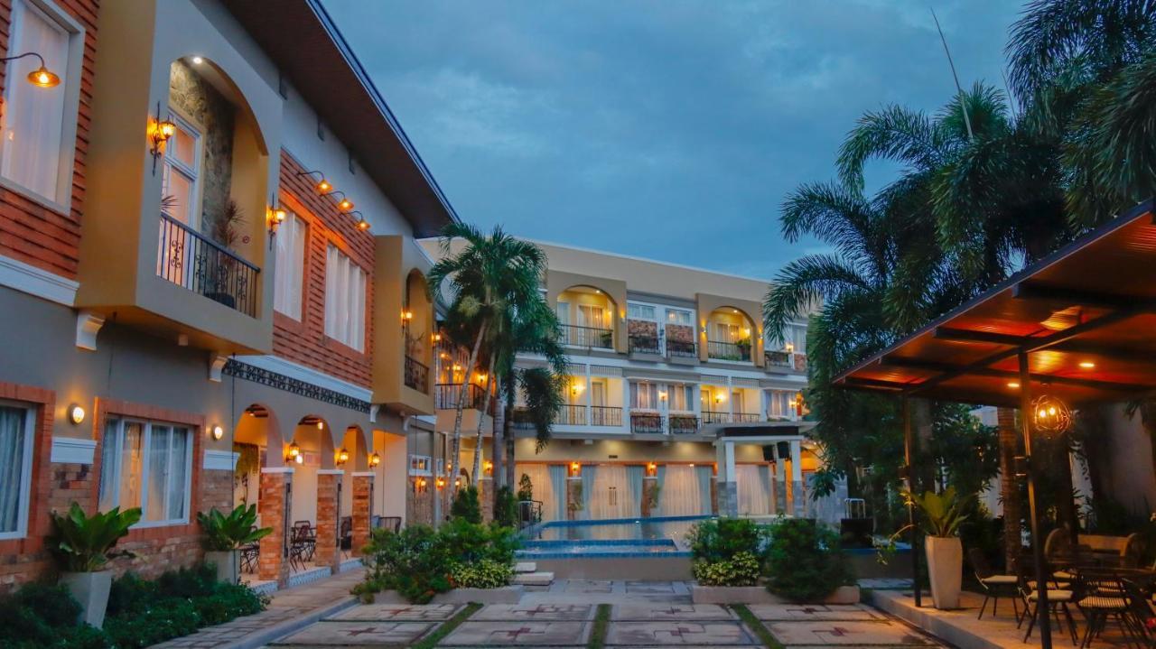 Ragazzi Resort Hotel Naga  Eksteriør billede